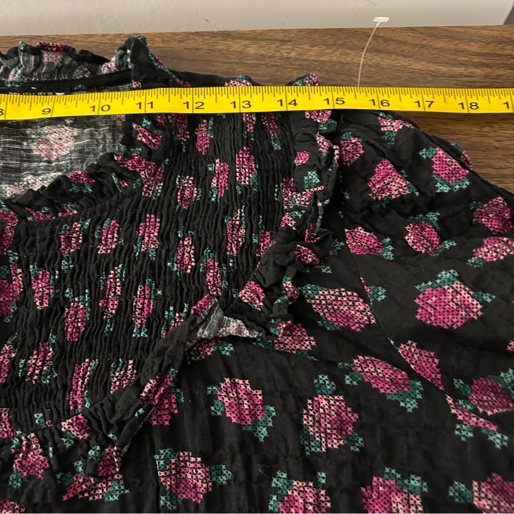 ❤️ Zara Dark Blouse with Pink Floral Design L - Picture 7 of 10